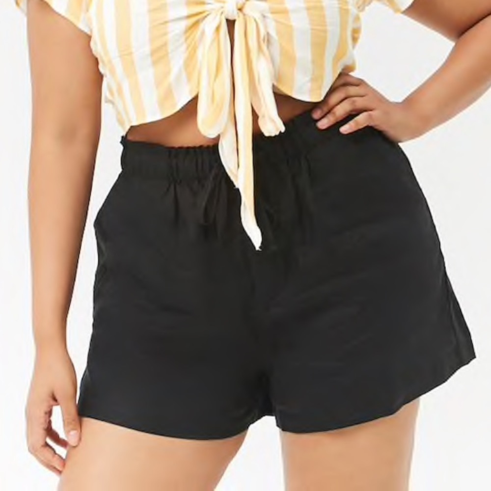 Plus Size Black Paperbag Linen Shorts NWT 3X